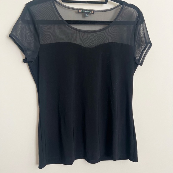 Suzie in the City Black Mesh Illusion Top Women’s Large Sheer Neckline Blouse - Picture 2 of 7